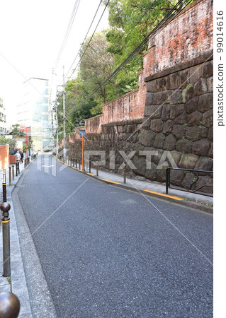 Muenzaka 1-chome, Ikenohata, Taito-ku to 4-chome, Yushima, Bunkyo-ku Muenzaka 1-chome, Ikenohata, Taito-ku to 4-chome, Yushima, Bunkyo-ku 99014616