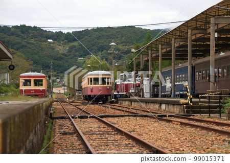 Yoshigahara Station where trains are preserved in dynamic condition on the discontinued Dowa Mining Katakami Railway 99015371