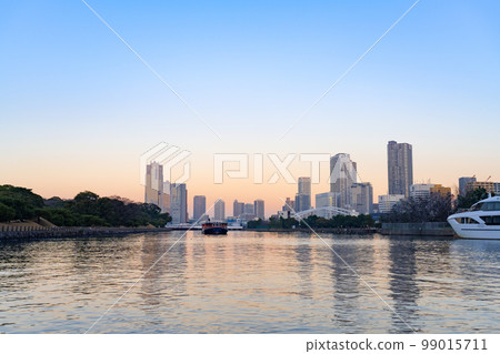 Waters Takebashi 的夜景 99015711