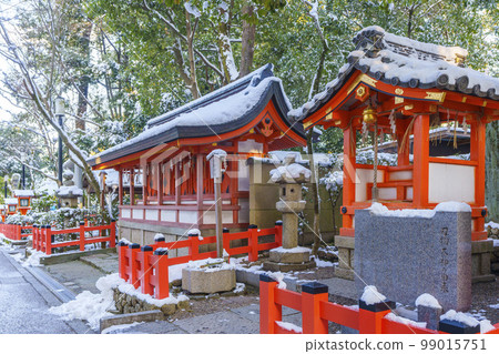 Yasaka Shrine Cutlery Shrine Snow Morning Yasaka Shrine Cutlery Shrine Snow Morning 99015751