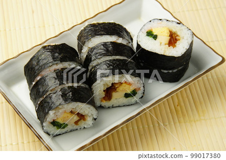 卷壽司日本料理 99017380