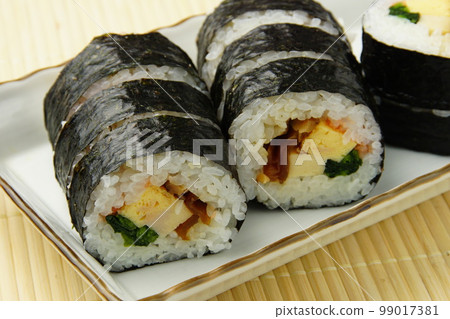 卷壽司日本料理 99017381