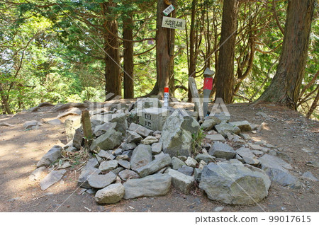 Mt. Hiei, the summit of Ohiei 99017615