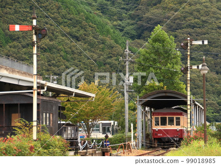 Yoshigahara Station where trains are preserved in dynamic condition on the discontinued Dowa Mining Katakami Railway 99018985