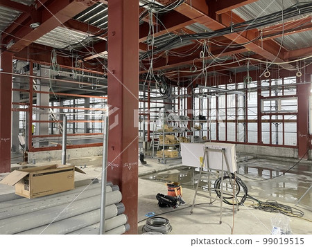 Indoor view of a steel-framed building under construction Indoor view of a steel-framed building under construction 99019515