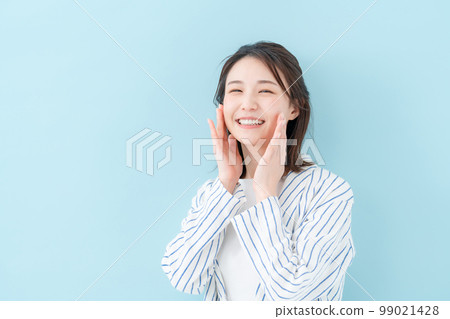 女士美容水 99021428