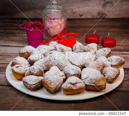 Recipe for soft heart-shaped doughnuts for Valentine's Day Recipe for soft heart-shaped doughnuts for Valentine's Day 99021547