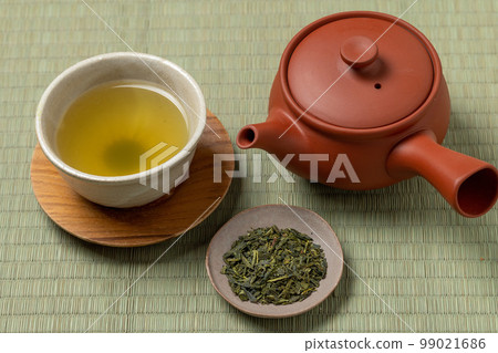 日本茶和茶壺 日本茶和茶壺 99021686