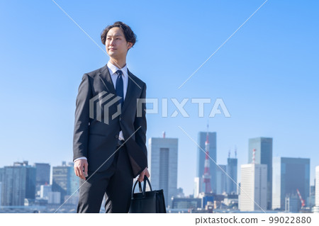 consultant in suit 99022880