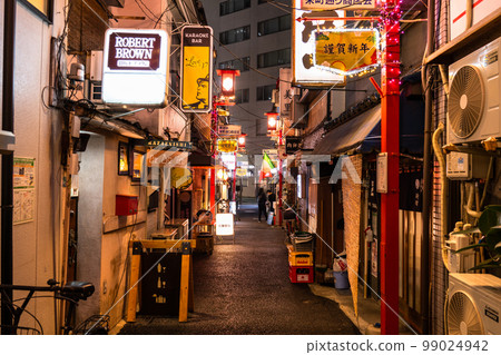 《東京》胡同酒吧區東池袋 《東京》胡同酒吧區東池袋 99024942