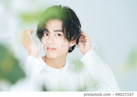 Men who set their hair Men's cosmetics Hair care Men who set their hair Men's cosmetics Hair care 99025587