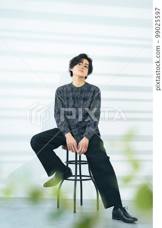 Male portrait apparel shooting 99025597