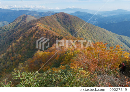Mountain climbing scenery of Mt. Tanigawa | Minakami Town, Gunma Prefecture [October] 99027849