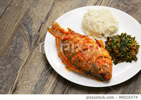 肯尼亞美食（Ugali、Sukumaki、Samaki） 99028374