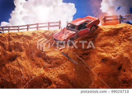 Car falls! Car falls! 99028718