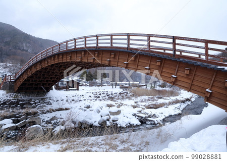 雪橋（長野縣鹽尻市奈良井宿木曾橋） 99028881