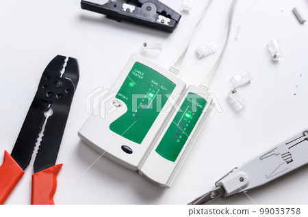 Ethernet Twisted Pair Test Procedure. cable test tool. UTP Cat 6 UTP cable, RJ45 LAN cable crimp. 99033758