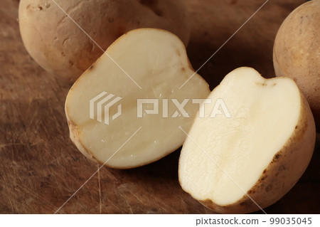 Potatoes 99035045