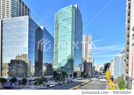 Urban scenery around Shirokane-Takanawa Station 99036604