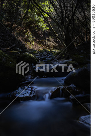 A quiet soil A quiet soil 99036630