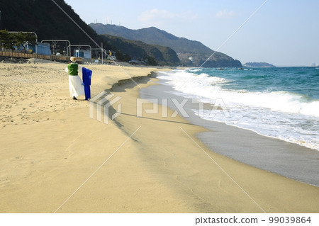 Winter travel, beach, Jeongdongjin 99039864