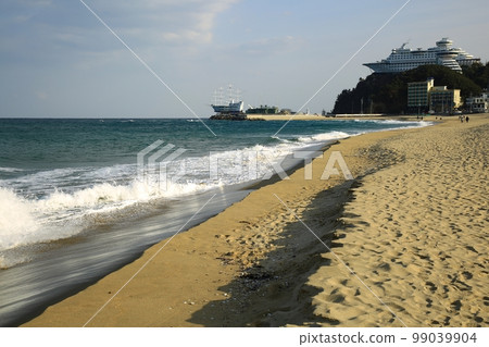 Winter travel, beach, Jeongdongjin Winter travel, beach, Jeongdongjin 99039904
