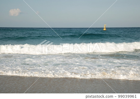 Winter travel, beach, Jeongdongjin 99039961