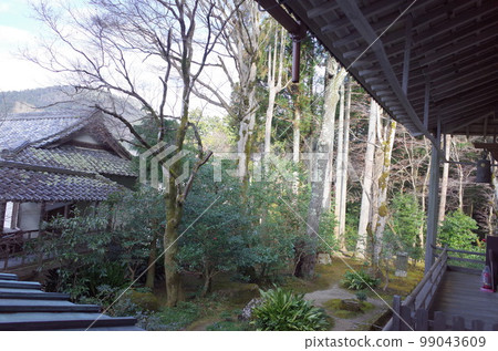 正平園與神殿的風光_京都大原三千院 正平園與神殿的風光_京都大原三千院 99043609