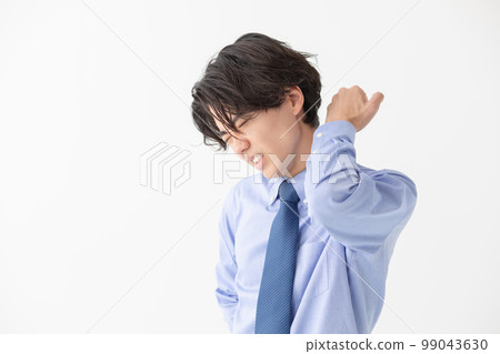 商人的脖子偷了 99043630