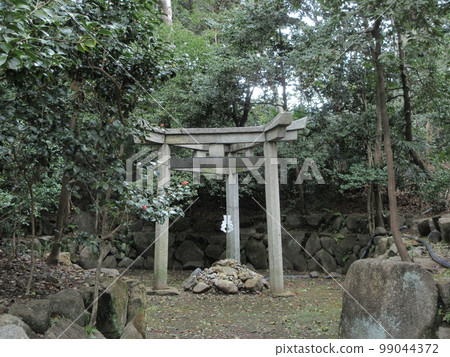 Three pillar torii of Kijimaza Amaterasu Mitama Shrine (Silkworm Shrine) 99044372