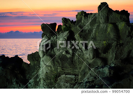 Sixteen Rakan rocks in the evening, Yusa Town, Akumi District, Iwate Prefecture 99054700