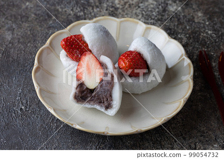 Strawberry Daifuku Strawberry Daifuku 99054732