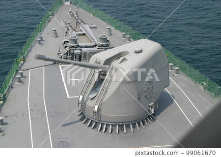 海上自衛隊護衛艦主砲 99061670