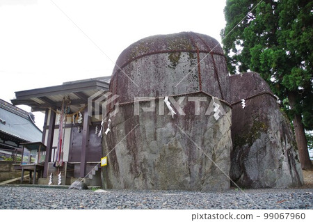 Iwate's power spot: strangely shaped rocks at Mitsuishi Shrine in Morioka City, Iwate Prefecture 99067960