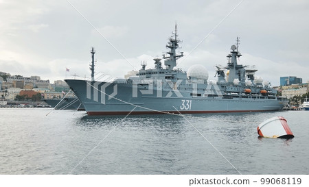 The warships of Vladivostok in the pier. 99068119