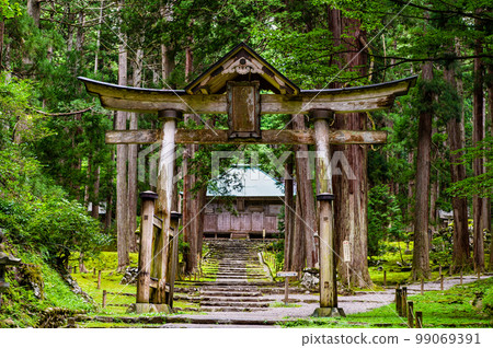 Fukui Prefecture Heisenji Hakusan Shrine ~Second Torii~ Fukui Prefecture Heisenji Hakusan Shrine ~Second Torii~ 99069391