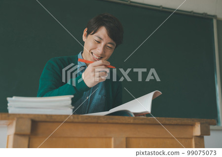 teacher, teachers, male 99075073