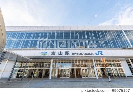Toyama City, Toyama Prefecture, JR Toyama Station North Exit on a sunny day 99076107