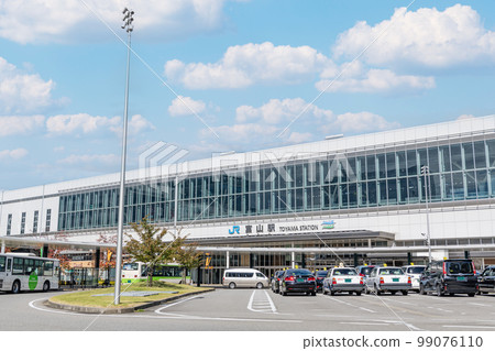 Toyama City, Toyama Prefecture JR Toyama Station South Exit on a sunny day 99076110