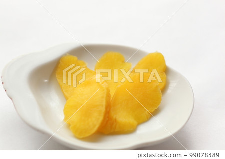 Rustic pickled radish 99078389