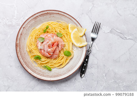Pasta with shrimps 99079188