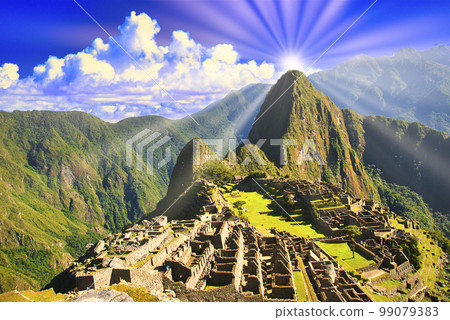 欣賞印加帝國浮城馬丘比丘遺址的絕佳景色 99079383