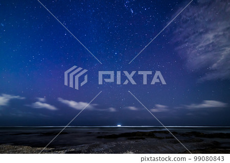 Orion constellation winter constellation photo Orion constellation winter constellation photo 99080843