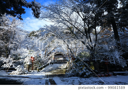 雪蓬山神社 雪蓬山神社 99081589