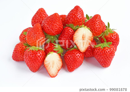 Strawberries (Sanukihime) 99081878