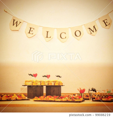Welcome Welcome 99086219