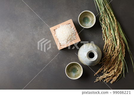 Japanese sake image 99086221