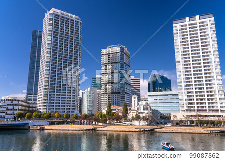 "Kanagawa Prefecture" Landscape of Yokohama Bay Area Tower Apartment "Kanagawa Prefecture" Landscape of Yokohama Bay Area Tower Apartment 99087862