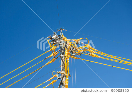 藍天和電線保護管 藍天和電線保護管 99088560