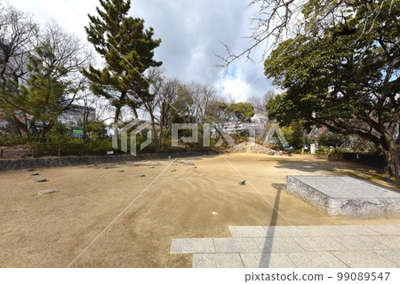 Arioka Castle Ruins (Itami City, Hyogo Prefecture) Arioka Castle Ruins (Itami City, Hyogo Prefecture) 99089547